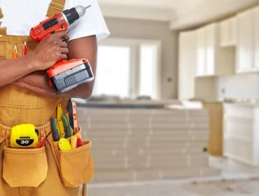 Hiring-a-contractor-to-renovate-your-house